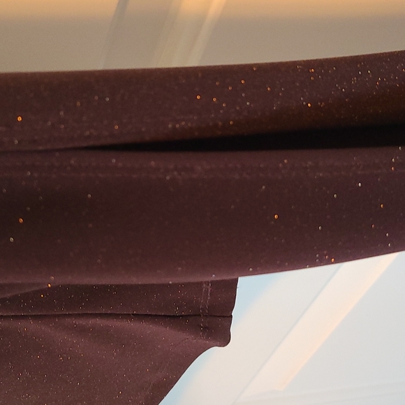 2/$25 Pretty cut out sleeve, boat neck top, brown with gold flecks - Picture 2 of 14
